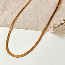 Load image into Gallery viewer, Herringbone Necklace
