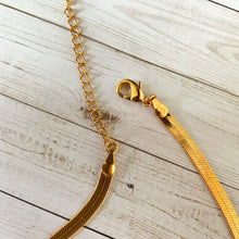 Load image into Gallery viewer, Herringbone Necklace
